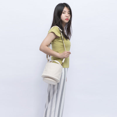 Canvas bucket bag