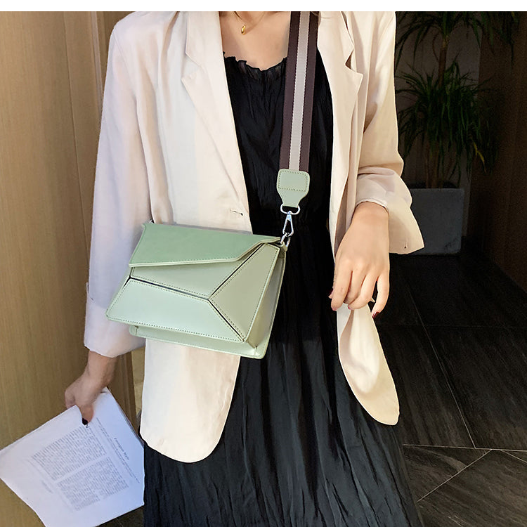 Wild Messenger Bag
